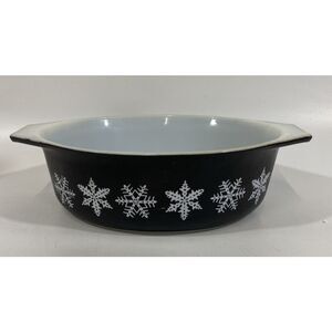 Vintage Pyrex Casserole White On Charcoal Black Snowflake Pattern 043 1.5 Qt #15